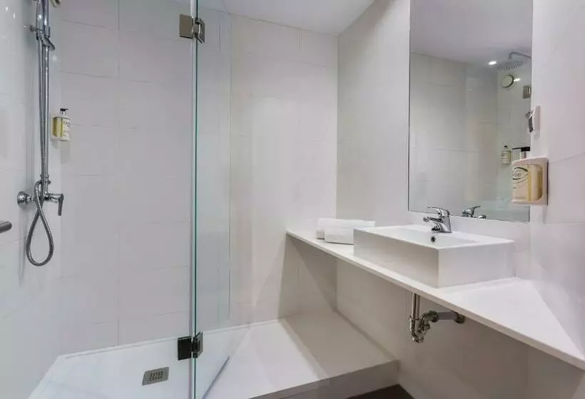 اتاق خانوادگی, B&B Hotel Alicante