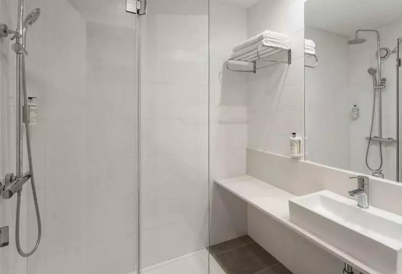 اتاق استاندارد سه نفره, B&B Hotel Alicante