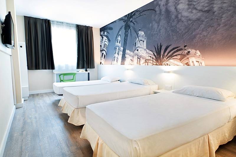 اتاق خانوادگی, B&B Hotel Alicante
