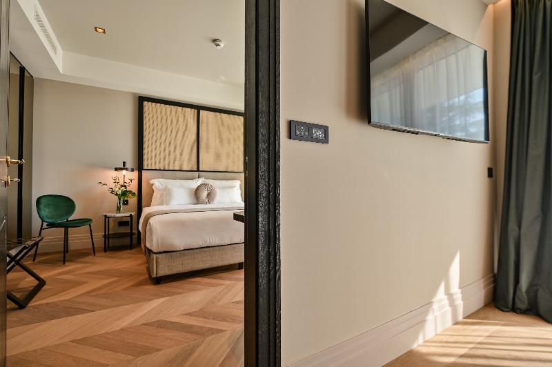 اتاق خانوادگی, B&B Hotel Alicante