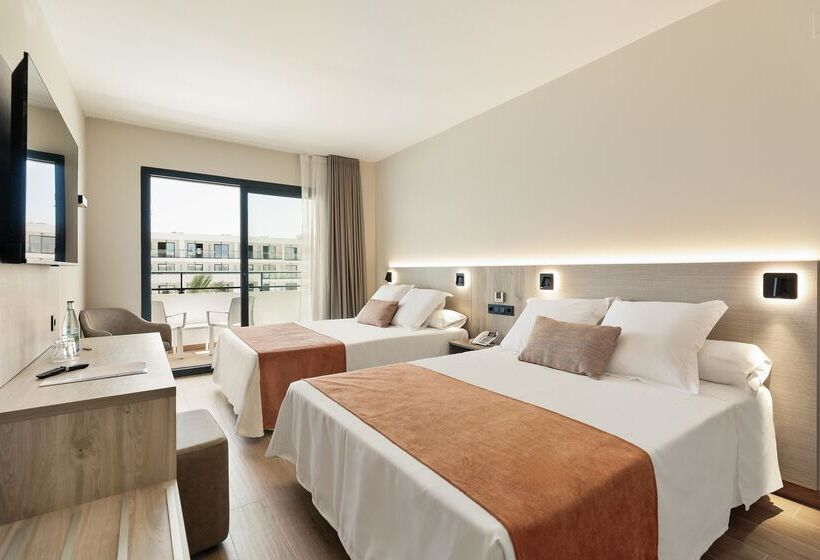 غرفة قياسية مطلّة علي حمام السباحة, Best Oasis Tropical