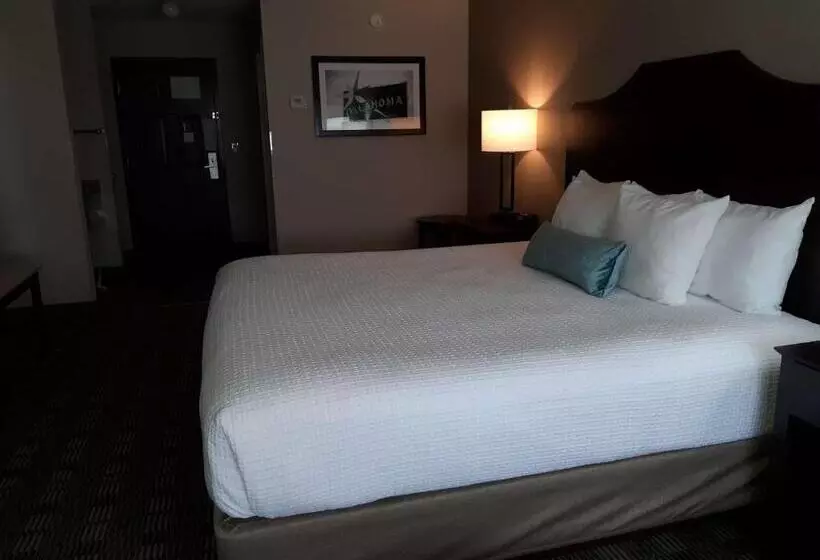 キングサイズベッドのスタンダードルーム, Best Western Timberridge Inn