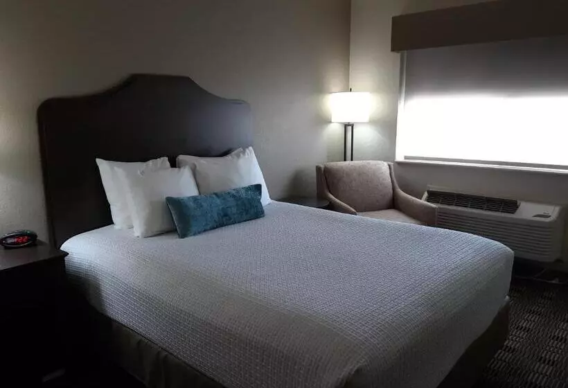 キングサイズベッドのスタンダードルーム, Best Western Timberridge Inn