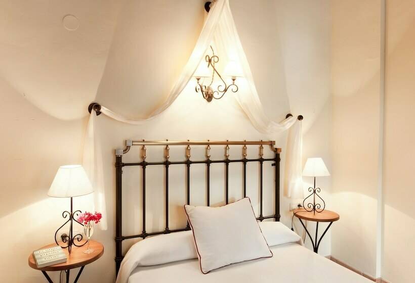 غرفة قياسية, Casa Del Capitel Nazari