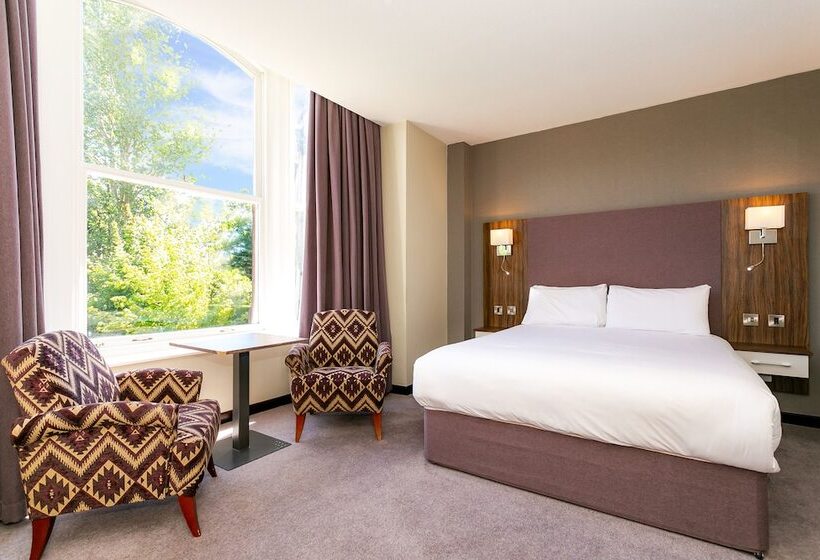 Семейный Номер, Cedar Court Hotel Harrogate