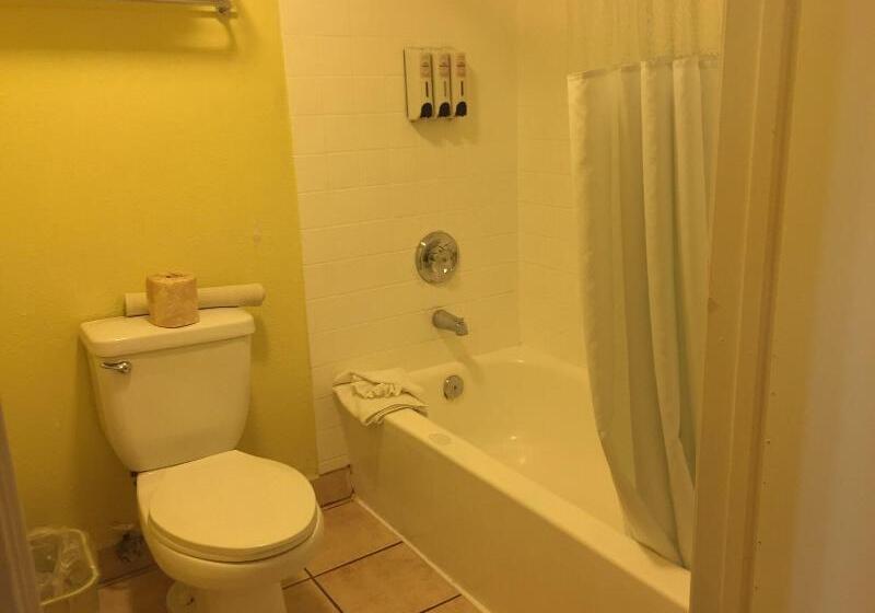 キングサイズベッドのスタンダードルーム, Chula Vista Inn