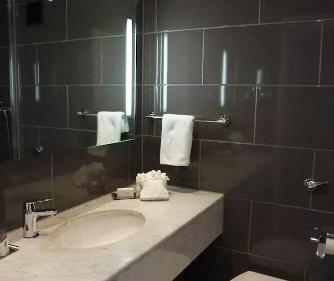 اتاق استاندارد, Doubletree By Hilton Bristol