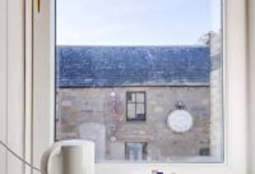 スタンダードルーム, Gordon House