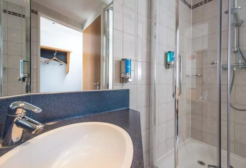 اتاق استاندارد, Holiday Inn Express Stoke On Trent, An Ihg