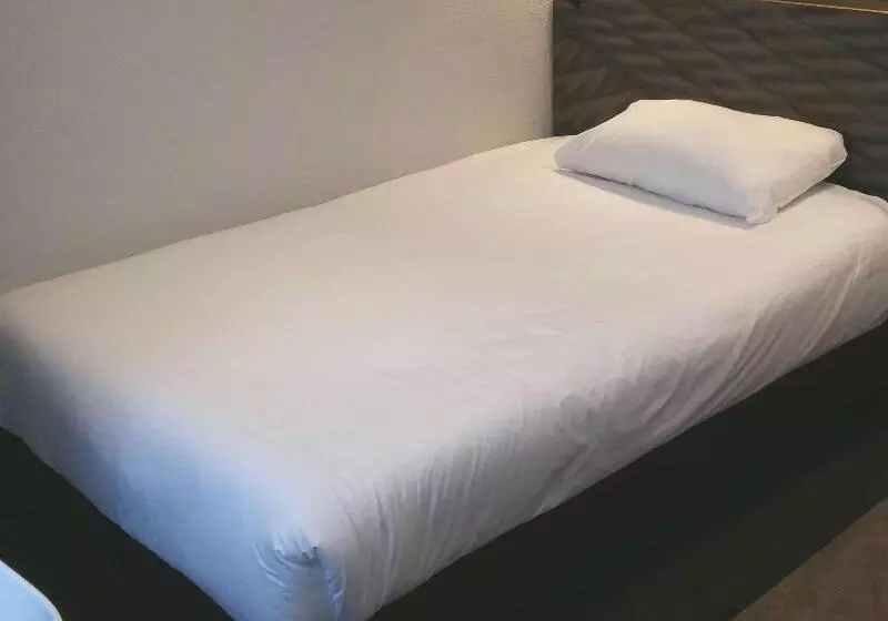 اتاق استاندارد یک نفره, Ibis Clichy Centre Mairie