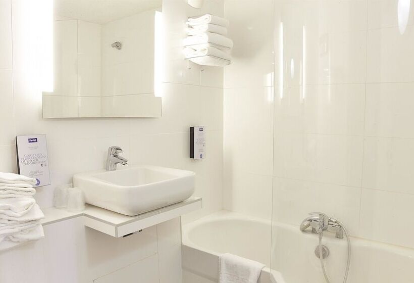 标准间, Kyriad Beaune