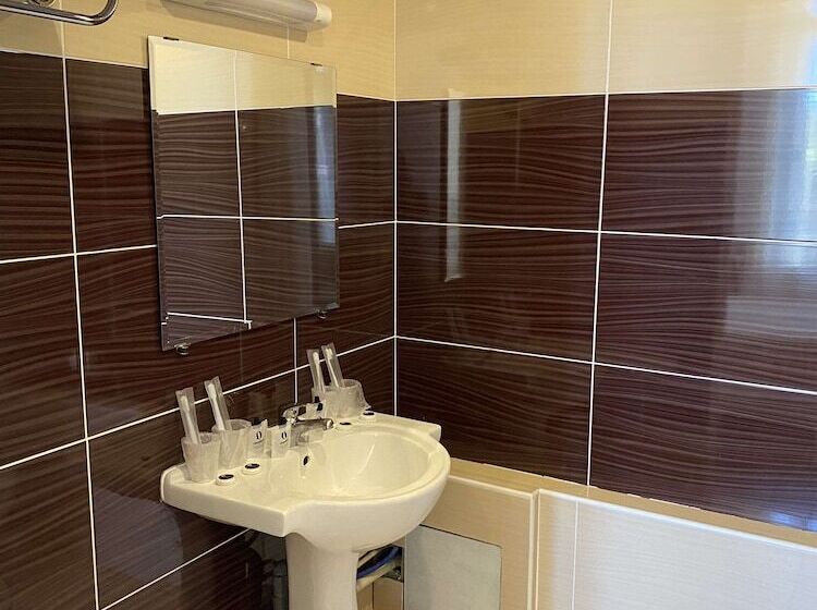 标准间, Kyriad Direct Beziers Centre