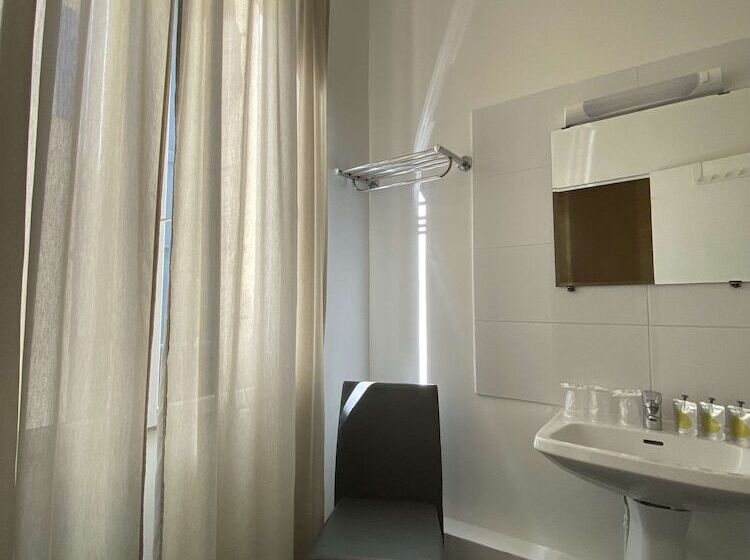 标准间, Kyriad Direct Beziers Centre