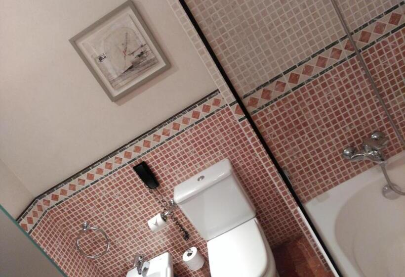 Номер Стандарт, Nuevo Portil Golf