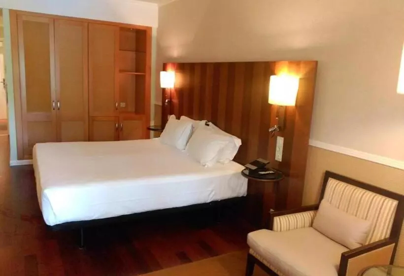 اتاق استاندارد با تخت بزرگ, Nuevo Portil Golf