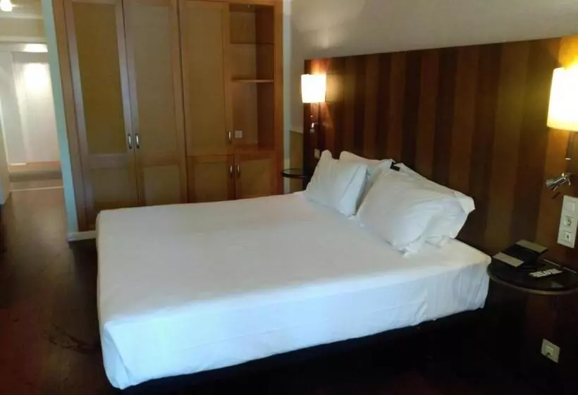 اتاق استاندارد با تخت بزرگ, Nuevo Portil Golf