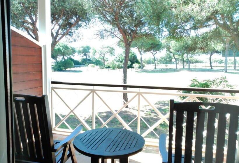 Номер Стандарт Трехместный, Nuevo Portil Golf