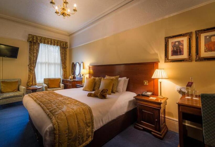 اتاق کلاسیک, Old Hall