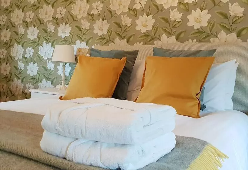 ロマンチックな部屋, Orles Barn Guest House