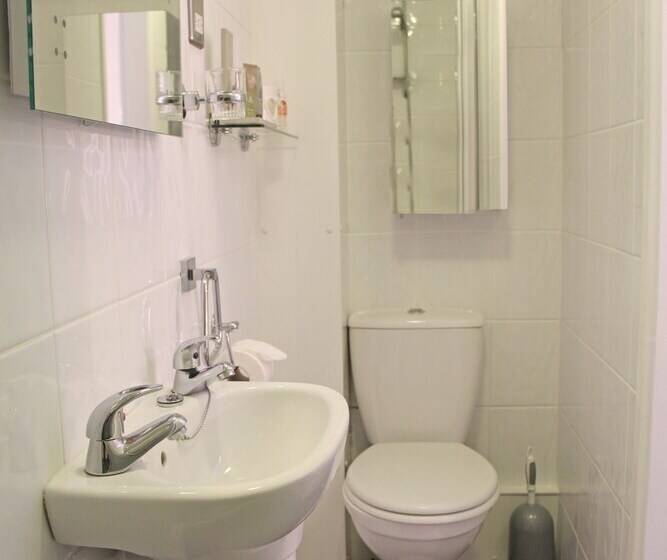 Номер Basic, St John S Lodge Incl Off Site Leisure Club