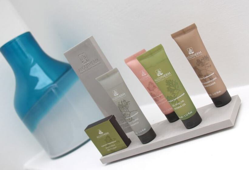 Номер Стандарт, St John S Lodge Incl Off Site Leisure Club