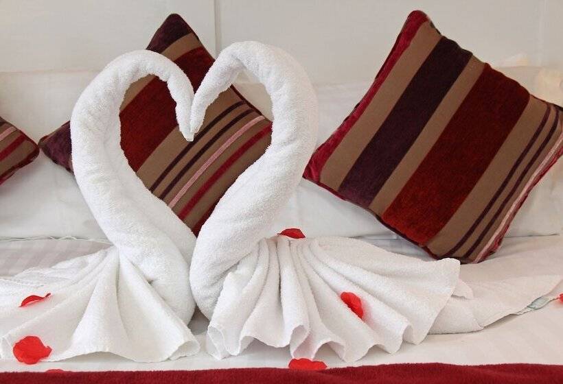 Стандартный Номер Кровать Кинг, St John S Lodge Incl Off Site Leisure Club