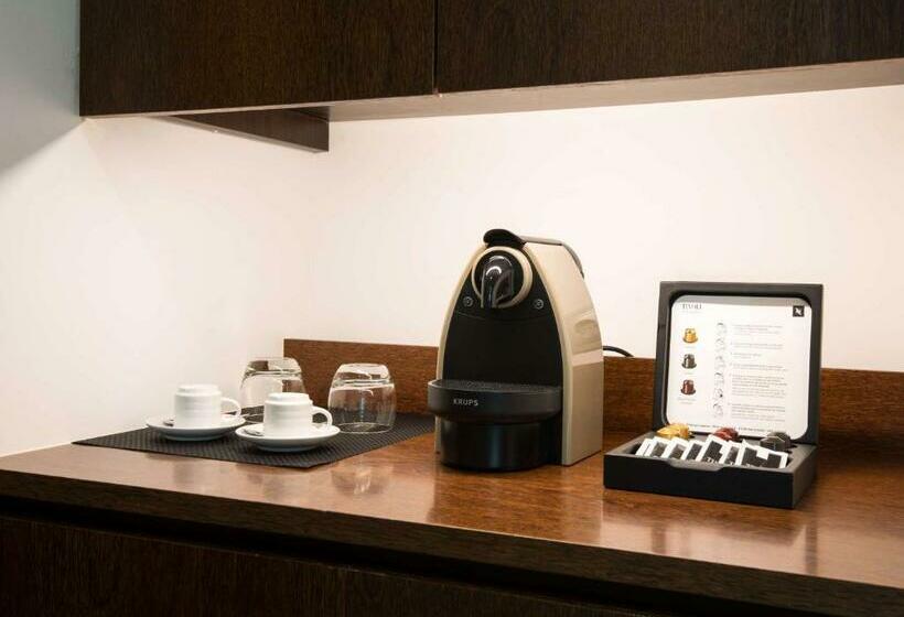 Полулюкс, Tivoli Marina Vilamoura