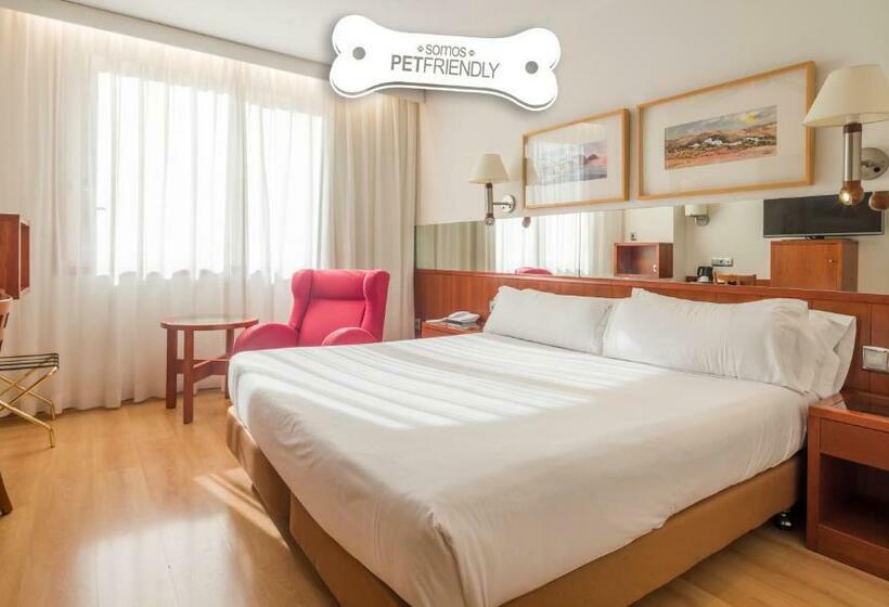 اتاق استاندارد, Ilunion Les Corts Spa