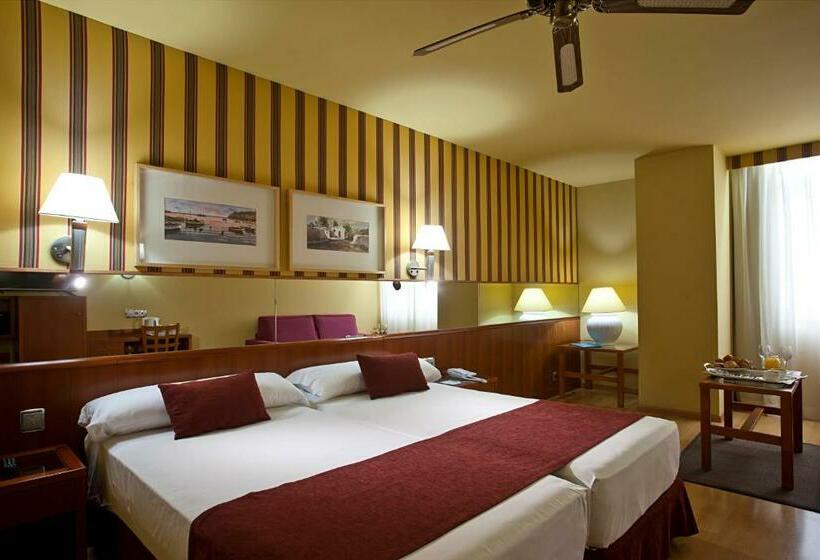 اتاق خانوادگی, Ilunion Les Corts Spa