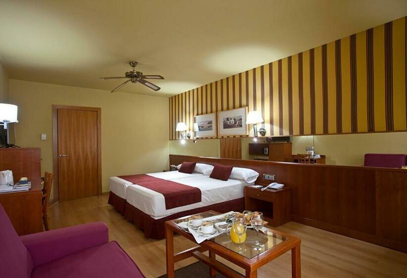 اتاق خانوادگی, Ilunion Les Corts Spa