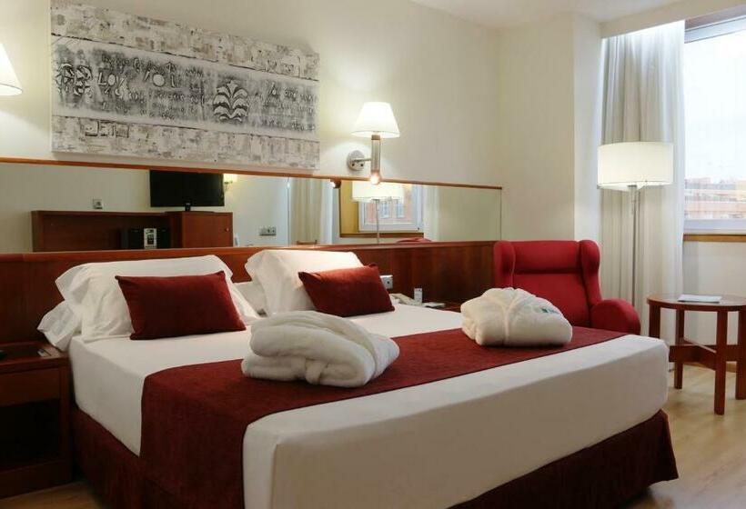 اتاق سوپریور, Ilunion Les Corts Spa