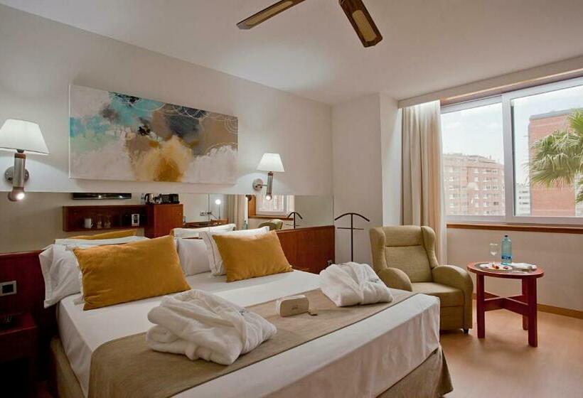 اتاق اجرایی, Ilunion Les Corts Spa