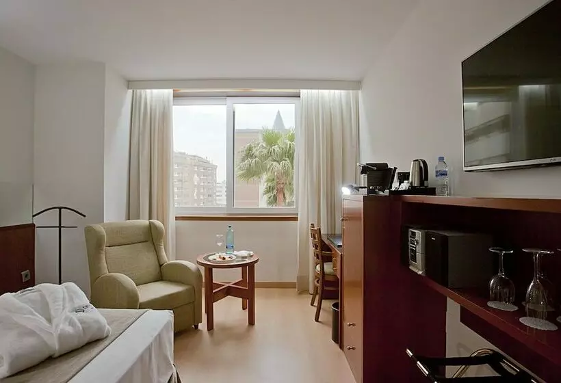 اتاق اجرایی, Ilunion Les Corts Spa