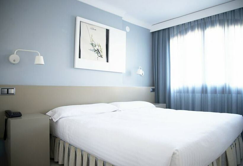 标准间, Prestige Mar Y Sol