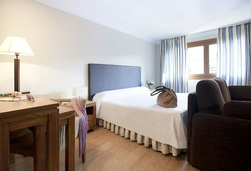 标准间, Prestige Mar Y Sol