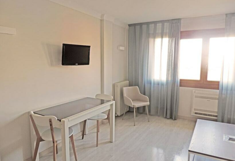 اتاق استاندارد سه نفره, Prestige Mar Y Sol