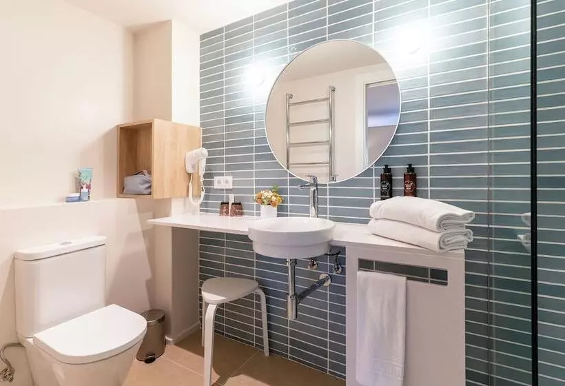 اتاق استاندارد سه نفره, Prestige Mar Y Sol