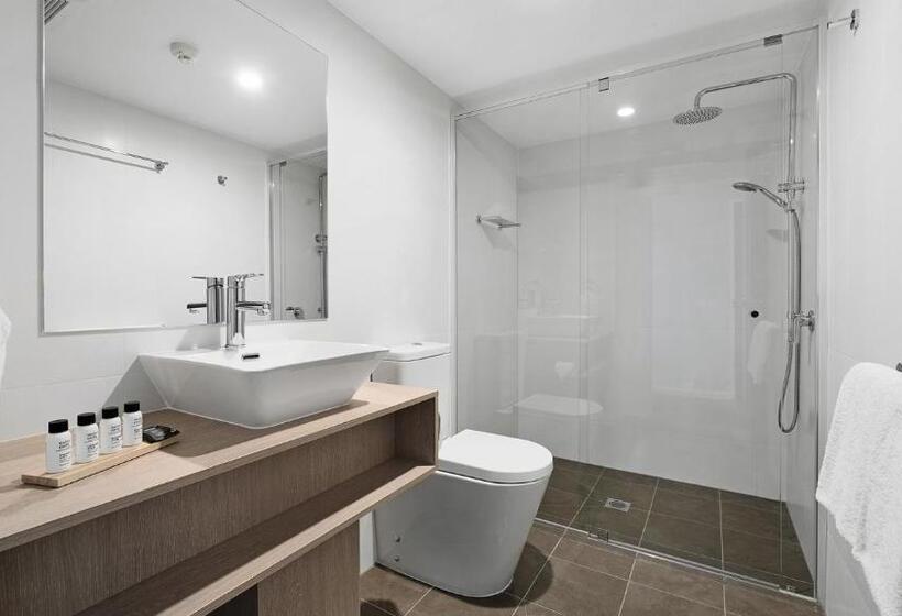 Люкс 3 Спальни, Oaks Toowoomba