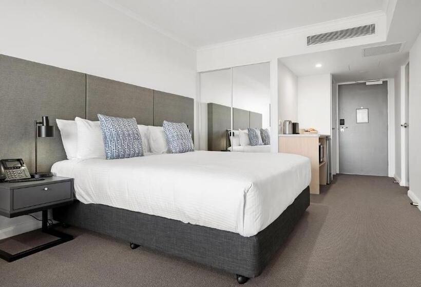 Люкс 3 Спальни, Oaks Toowoomba