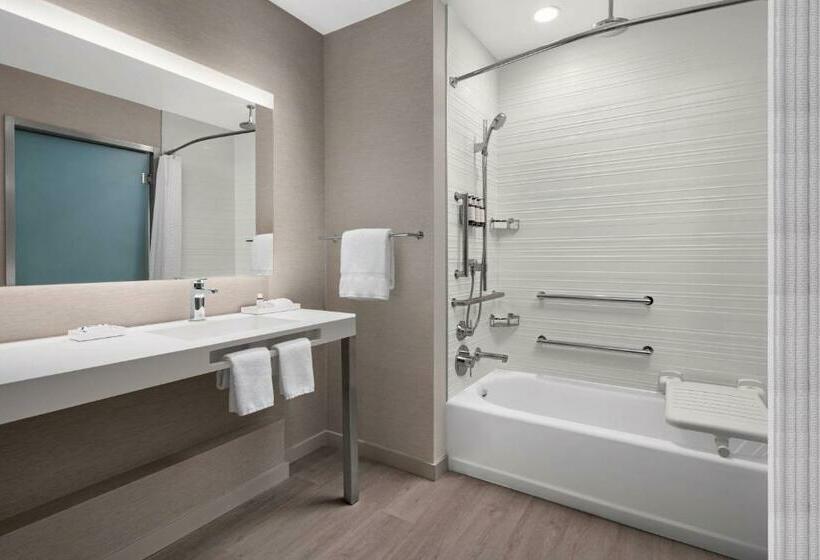 带大床的标准间, Ac Hotel By Marriott Santa Rosa Sonoma Wine Country