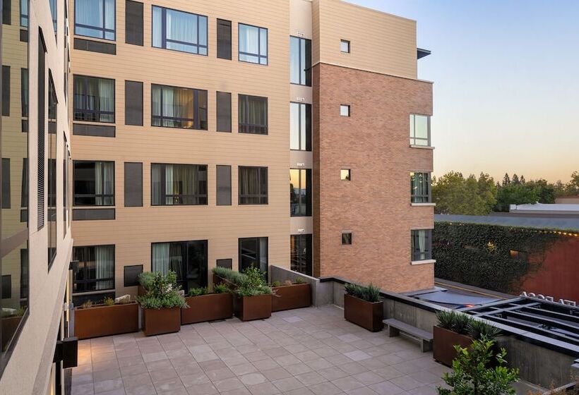 غرفه قياسيه سريرين مزدوجين, Ac Hotel By Marriott Santa Rosa Sonoma Wine Country