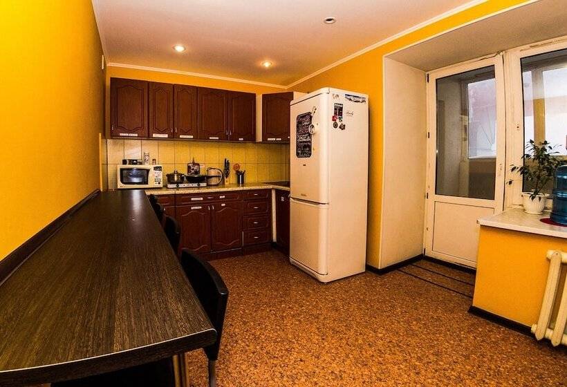 Кровать в Общей Комнате, Hostel My World