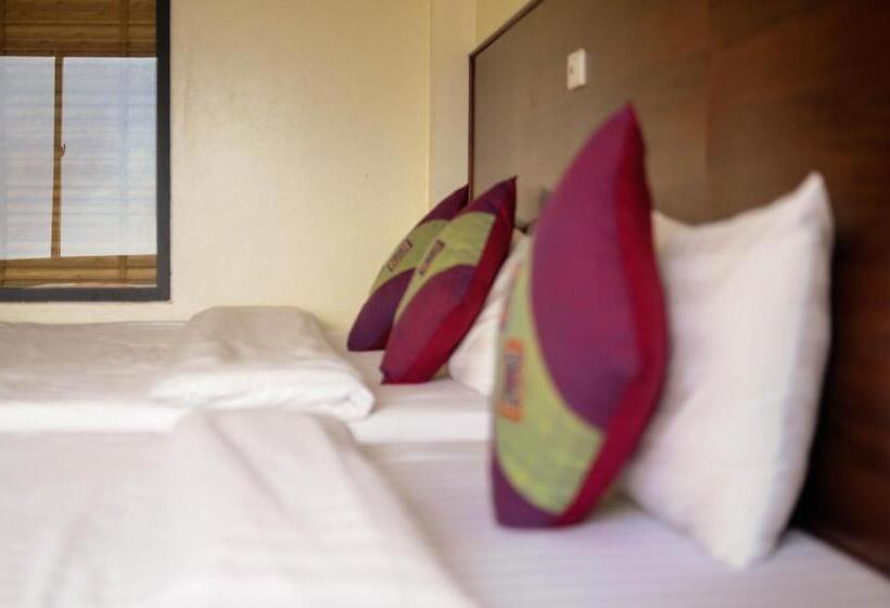 اتاق استاندارد سه نفره, Sapa Sunrise