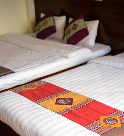 اتاق استاندارد سه نفره, Sapa Sunrise