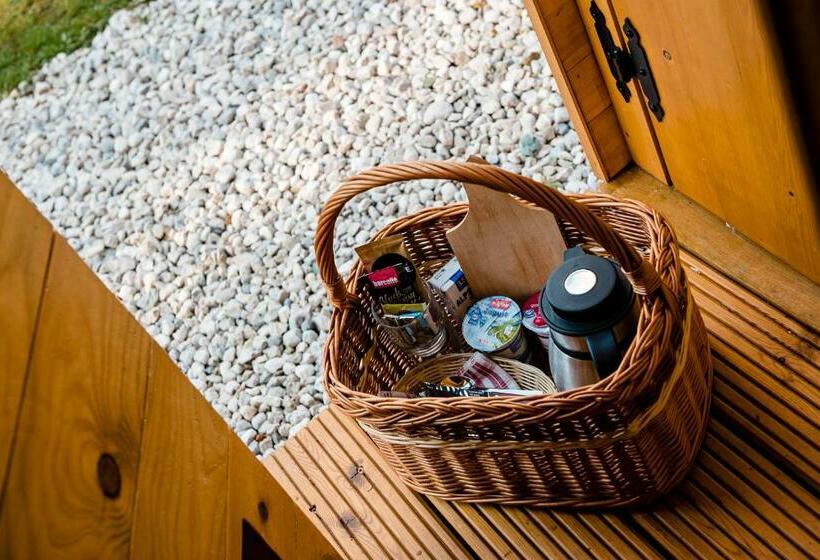 چادر با خدمات رفاهی استاندارد, Glamping Forest Edge