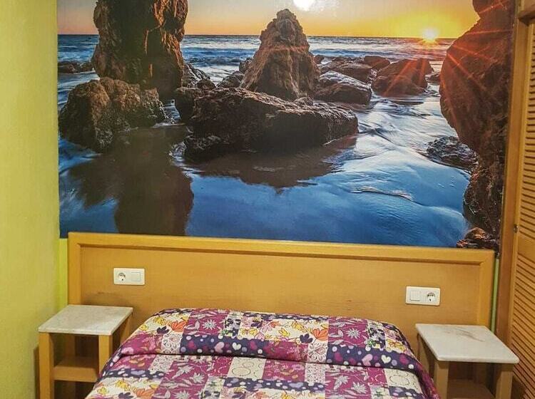 스탠다드 싱글 룸, Albor Ii