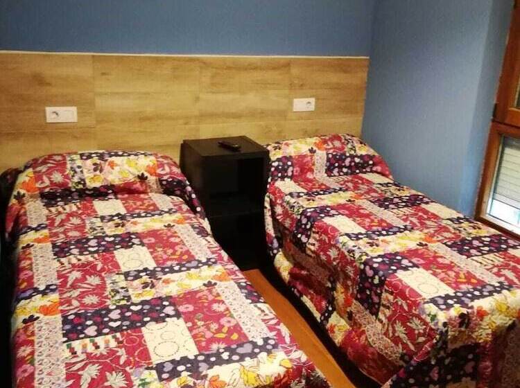 이코노미 룸, Albor Ii