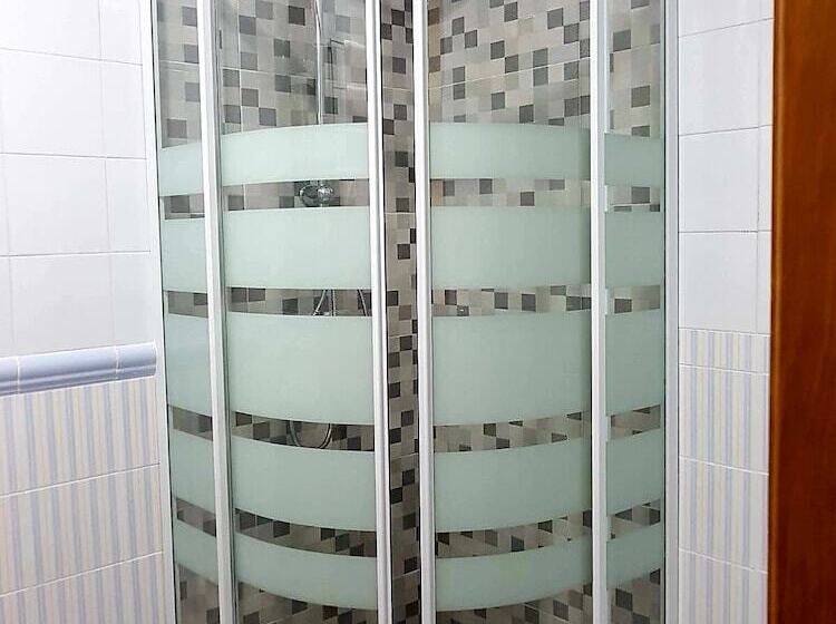 스탠다드 싱글 룸, Albor Ii