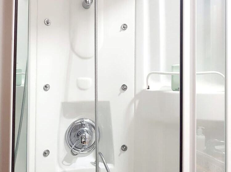 스탠다드 룸, Albor Ii