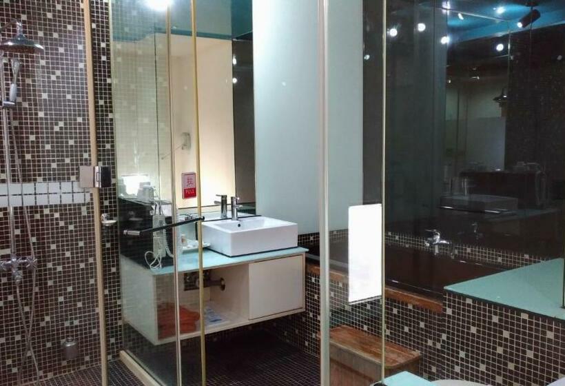 اتاق استاندارد, Golden Motel